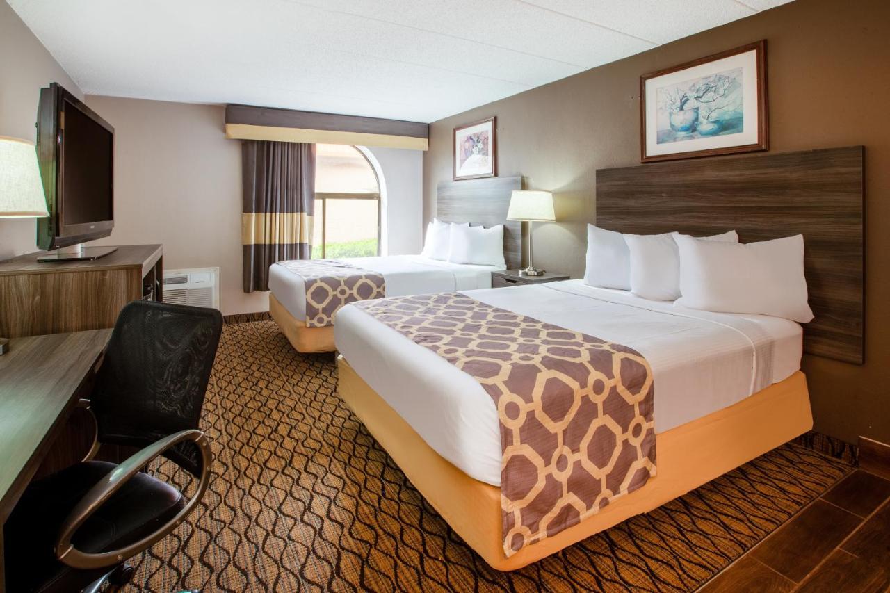 Baymont By Wyndham Northwood Motel Exterior photo
