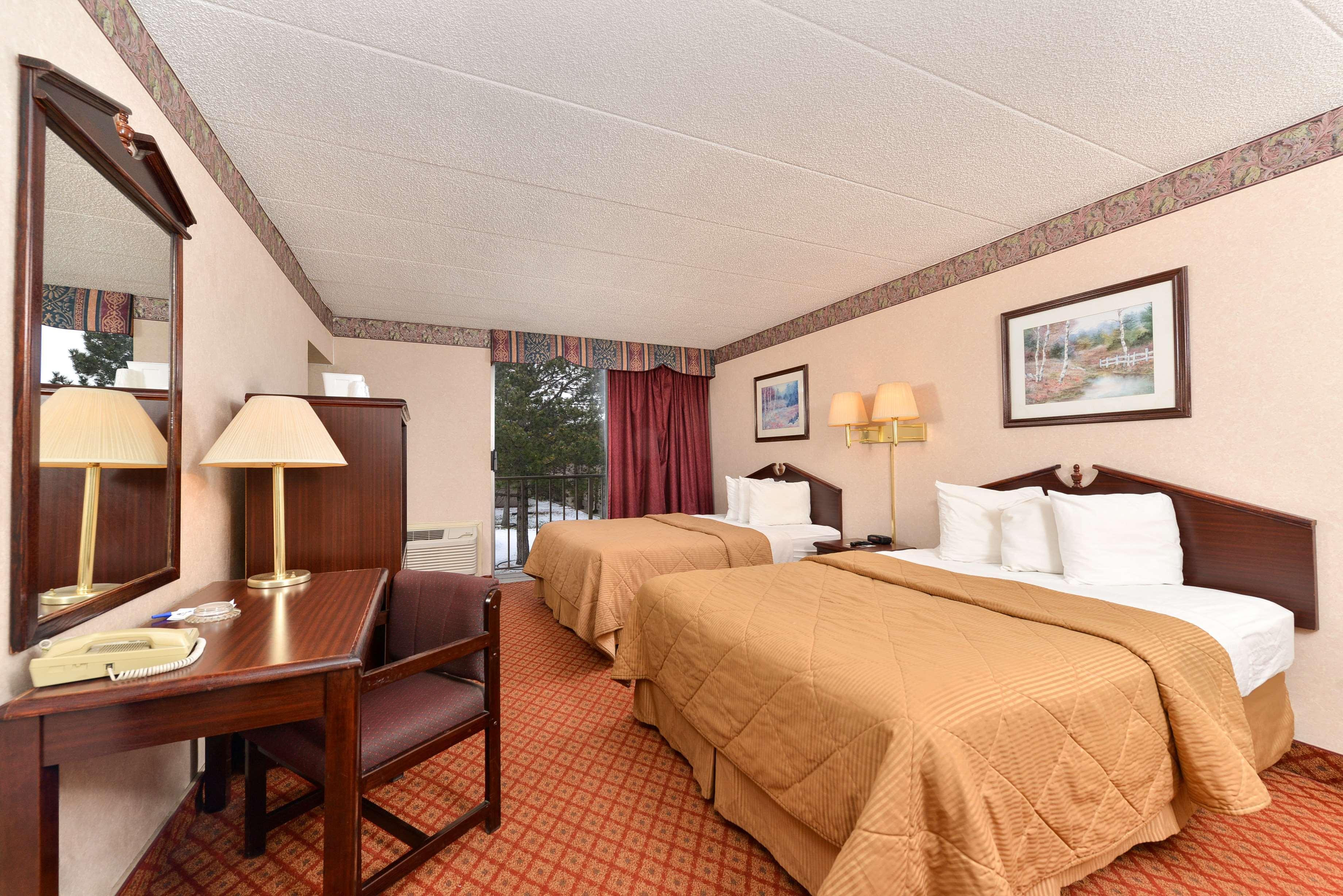 Baymont By Wyndham Northwood Motel Exterior photo