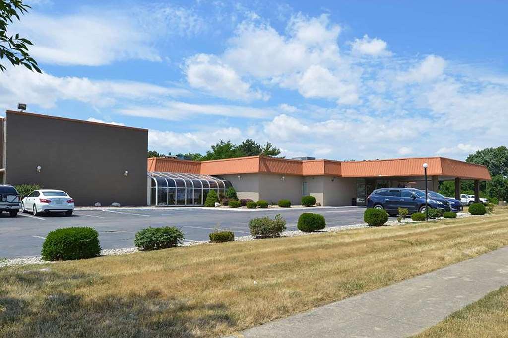 Baymont By Wyndham Northwood Motel Exterior photo